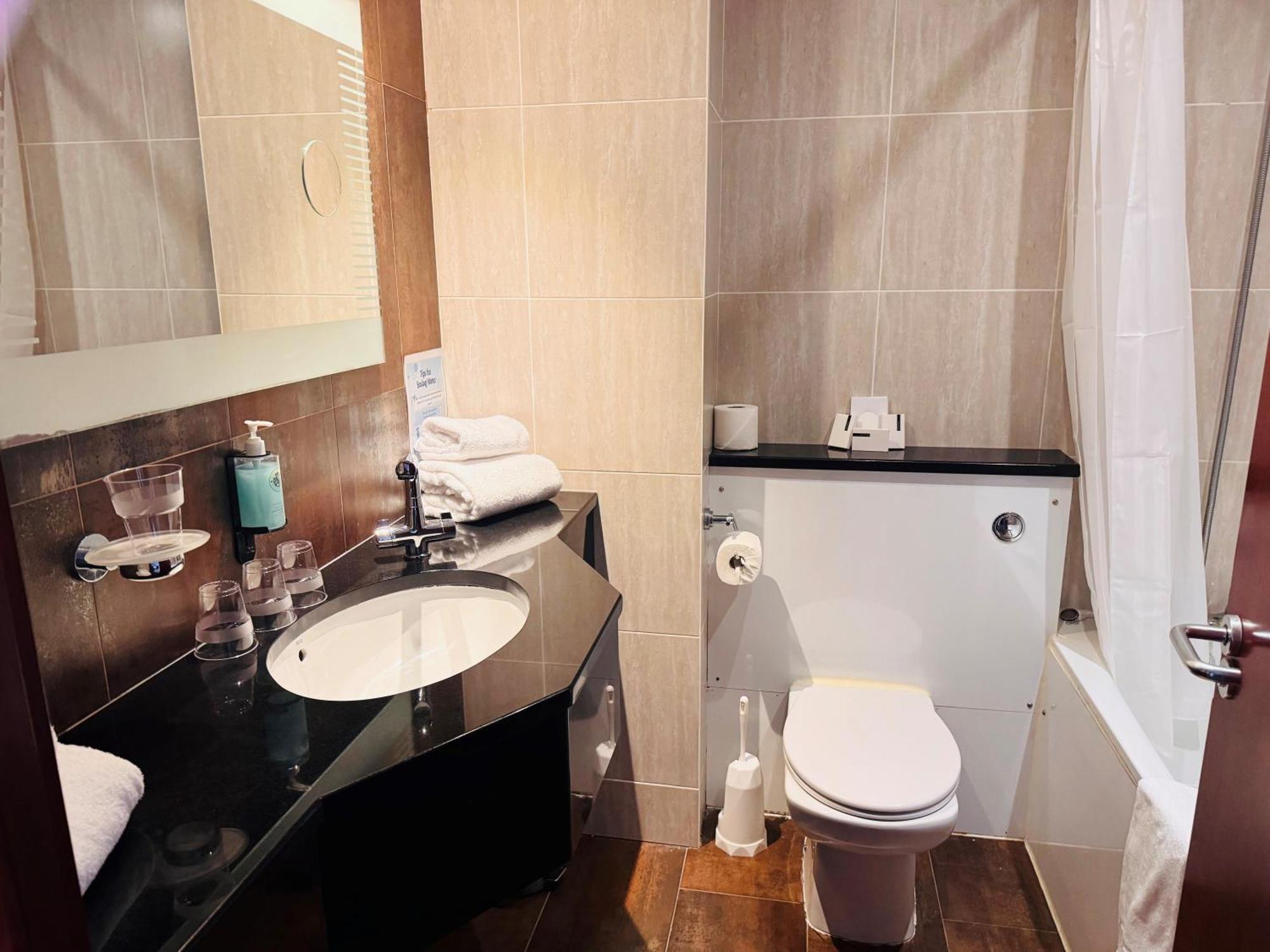 Blanco's Hotel 3*
